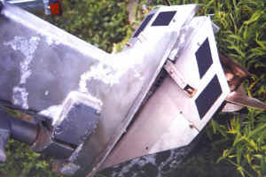Salt-X prevents costly damage to boats and boat engines - picture 01 shows damage to boat motor