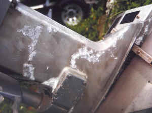 Salt-X prevents costly damage to boats and boat engines - picture 02 shows damage to boat motor